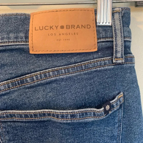 Women’s Size 4 Ava Cropped Lucky Brand Jeans Blue Crop Mini Boot Mid Rise - Picture 6 of 6